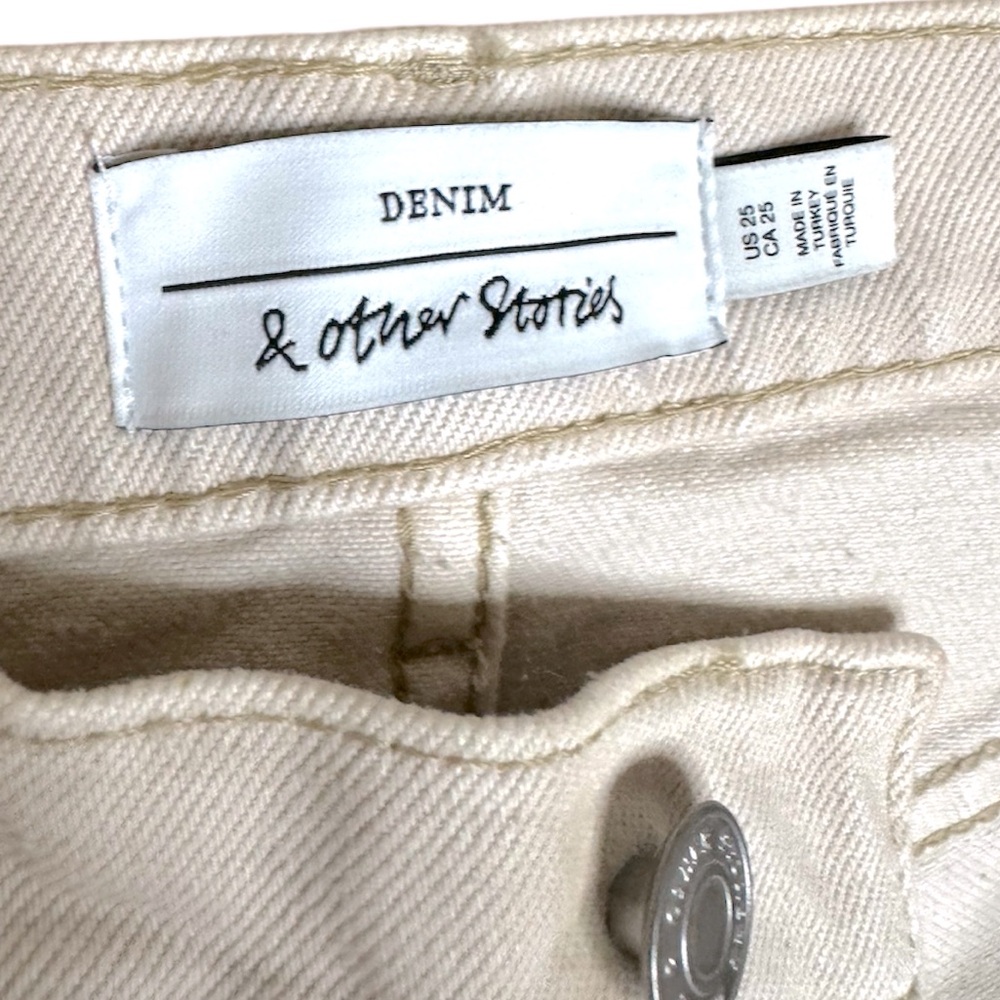 & Other Stories Cotton Wide leg pants in natural 25 
Creme high waisted ankle - Picture 9 of 10